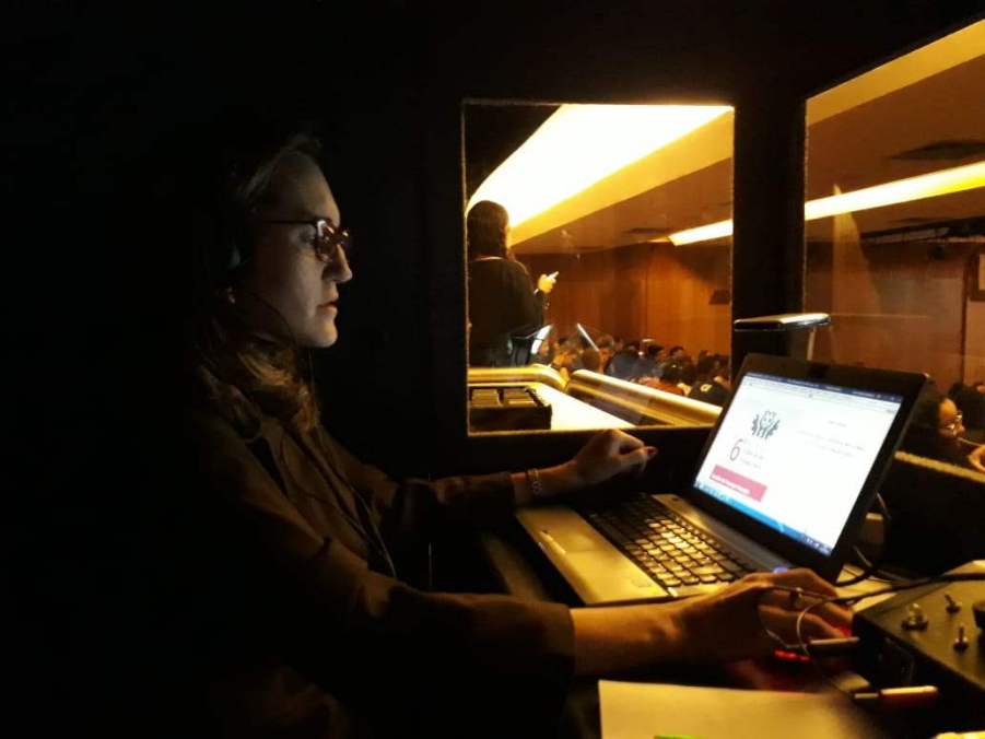 Foto Audiodescrição Simultânea